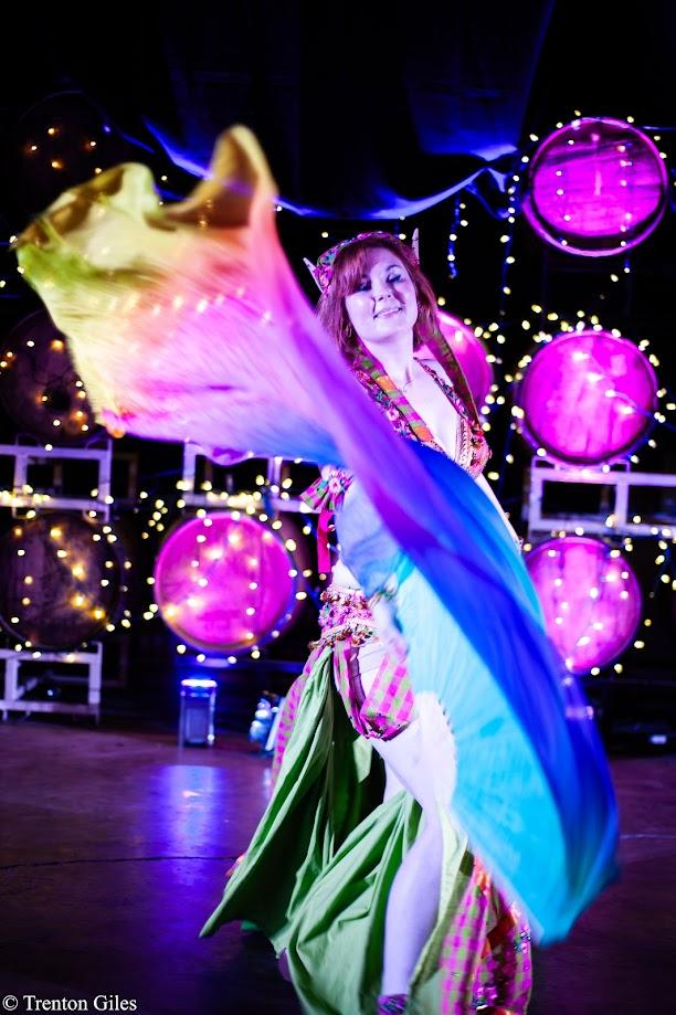 Sarah Rose performing