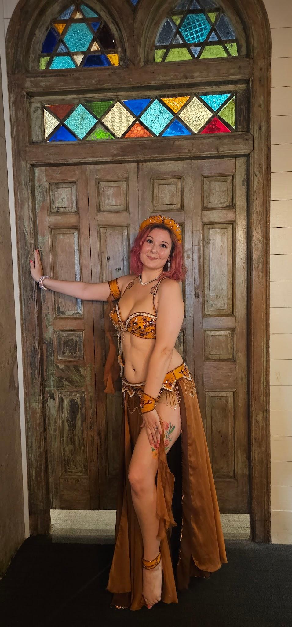 Sarah Rose performing